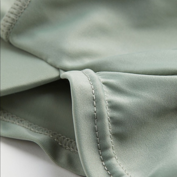 H&M light green Baby Swim Cap NWT - Picture 2 of 4